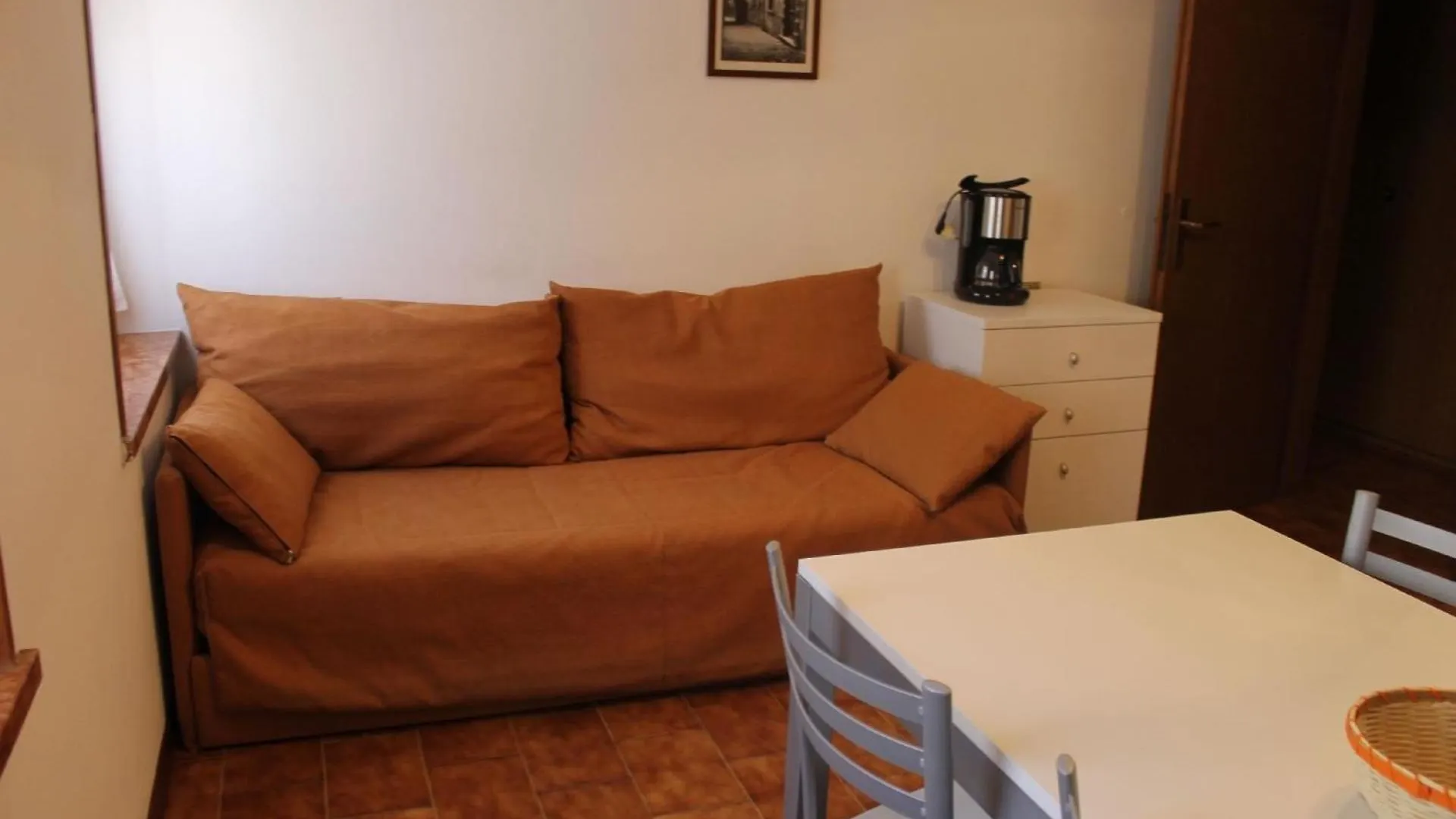 Wohnung In Malcesine Mit Privatstrand Italy